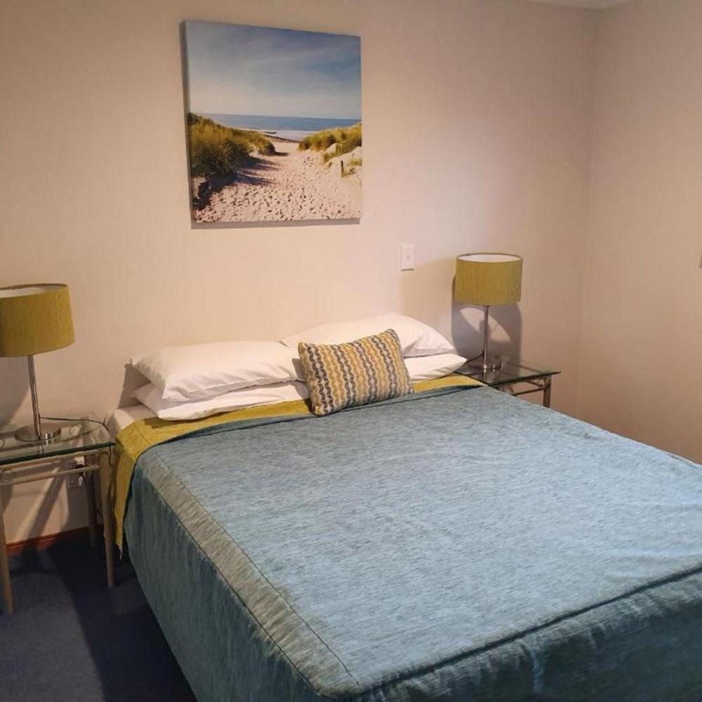 2-Bedroom Unit with Hot Tub
